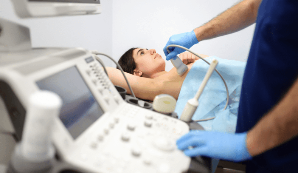 La salud integral de la mujer en el Perú: una deuda pendiente con el progreso social