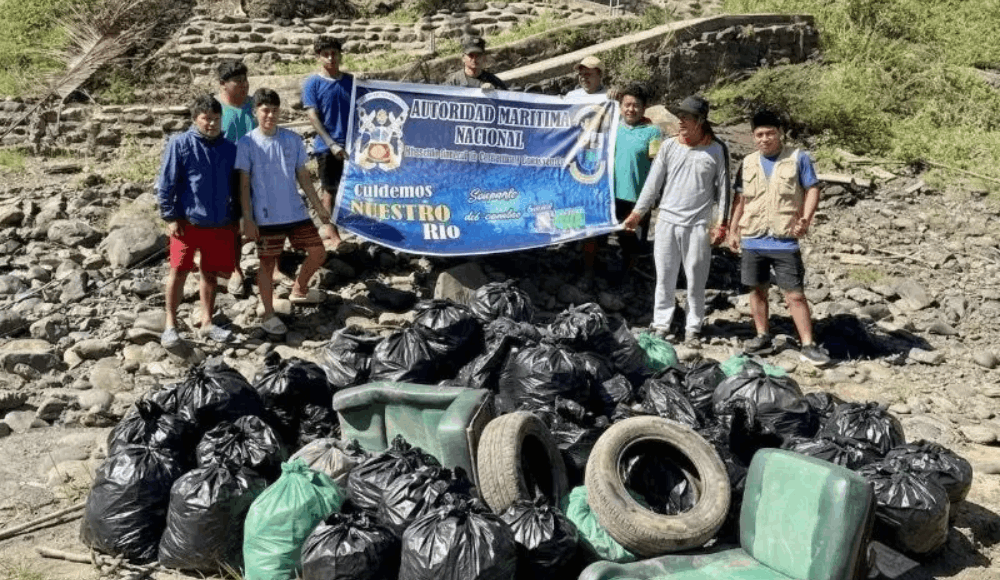 Ucayali retira 700 kilos de residuos de riberas amazónicas