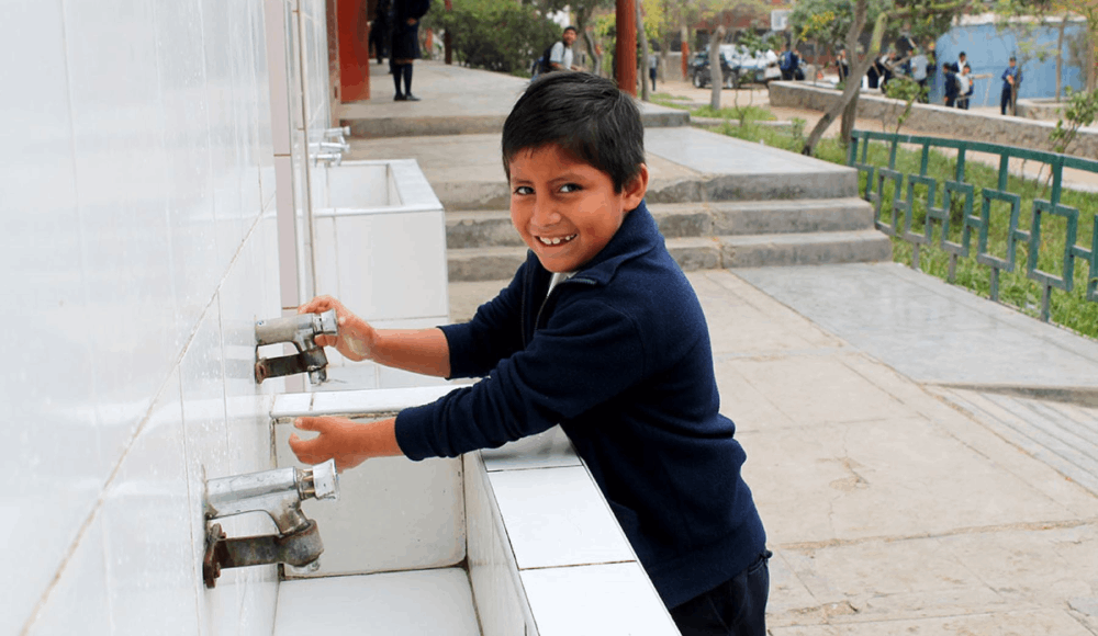 Escolares se movilizan por cuidado del agua en Moquegua